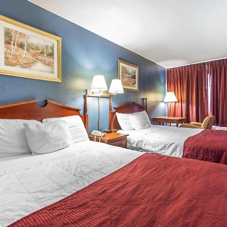 Econo Lodge Cleveland Eksteriør billede