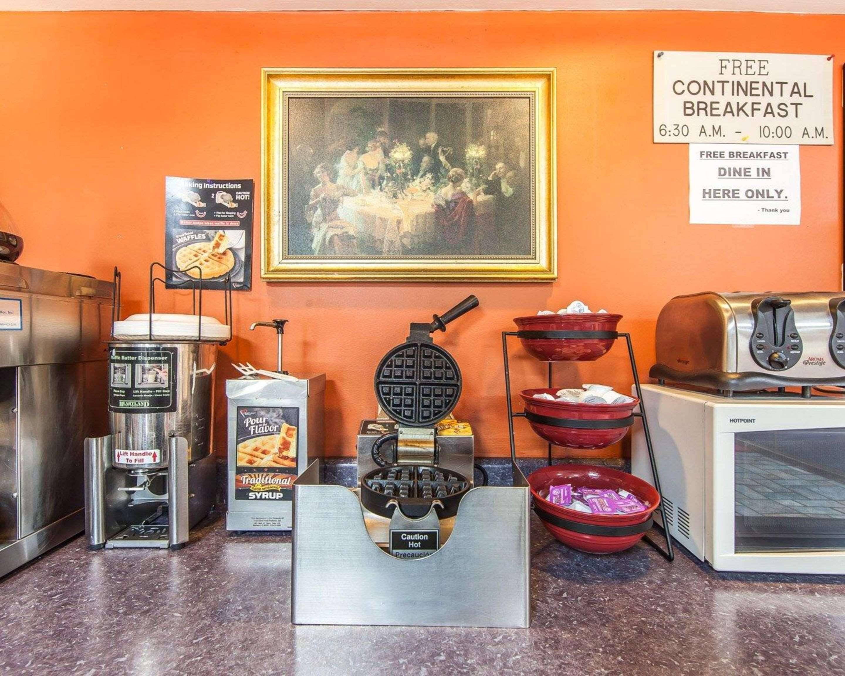 Econo Lodge Cleveland Eksteriør billede